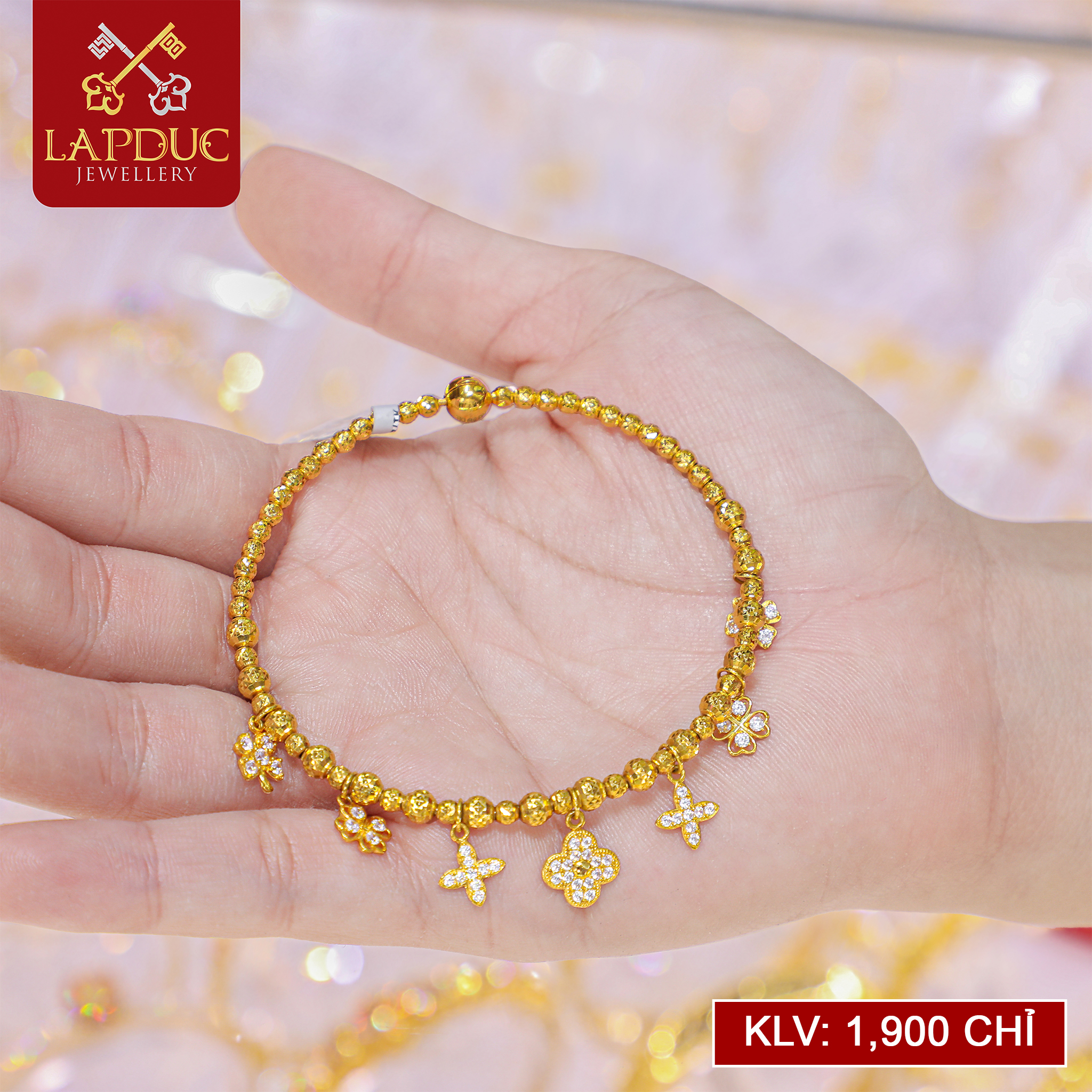Phong thủy và ý nghĩa của vòng tay vàng 18K